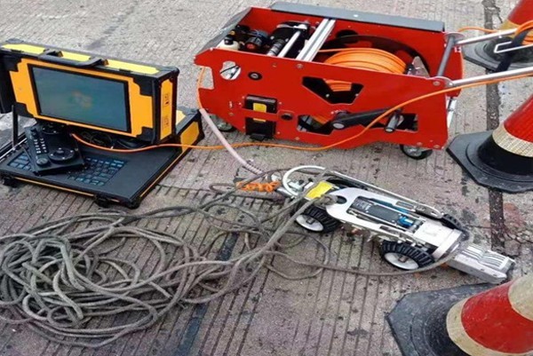 乌兰CCTV管道检测机器人